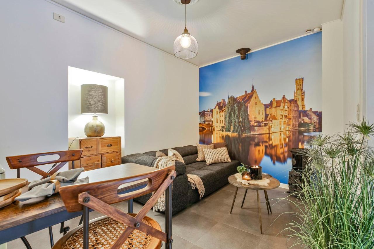Huswell - Charming Getaway In The Historical City Center ブルージュ エクステリア 写真